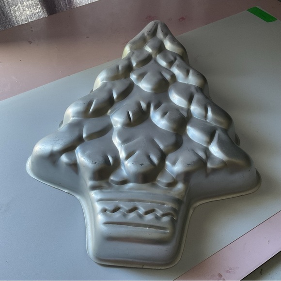 Vintage Wilton 1972 cake mold- use to make a fantastic cake or jello dessert- - Picture 6 of 7